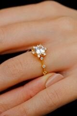 22 AYAR AŞK YILDIZI