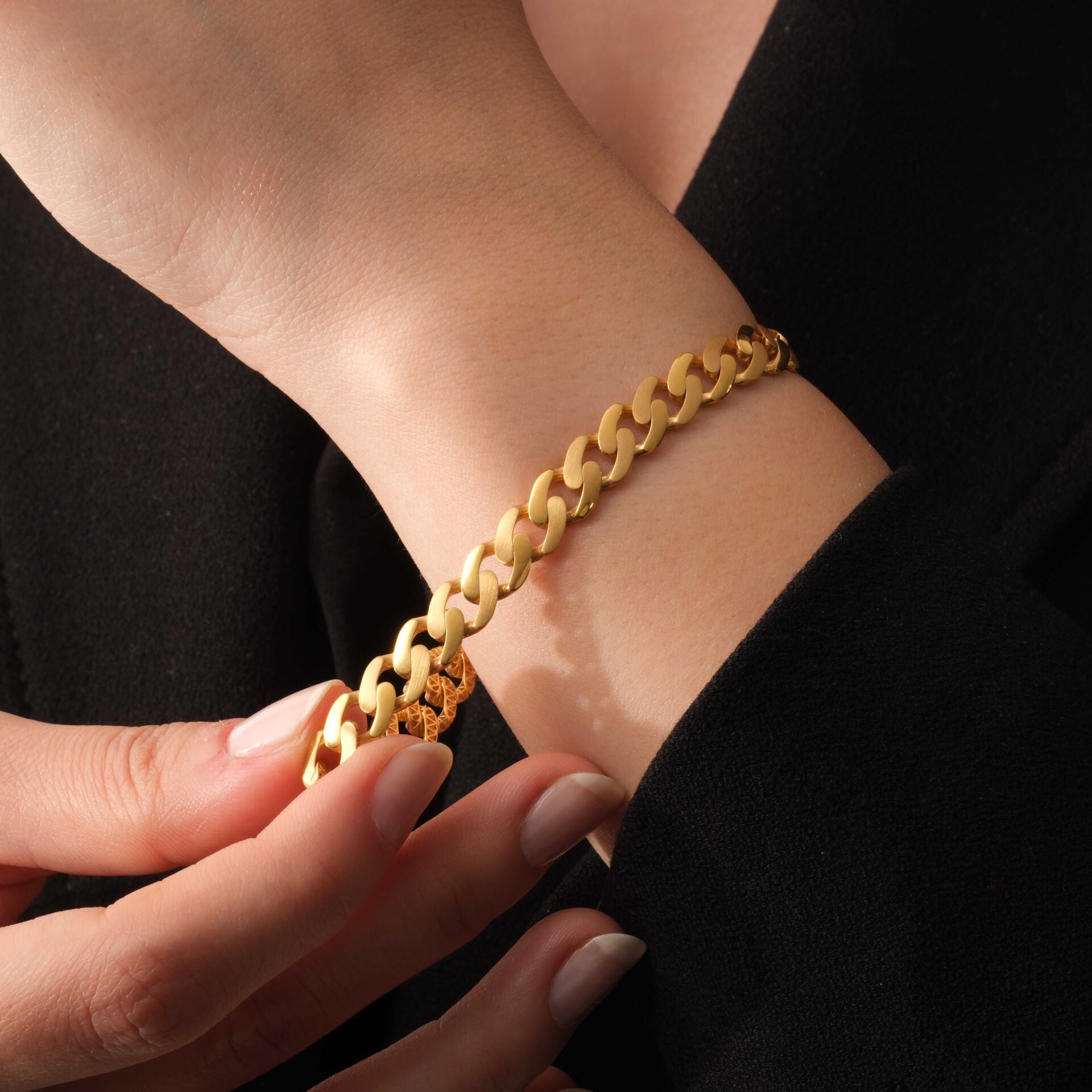 22 AYAR GURMET BİLEKLİK