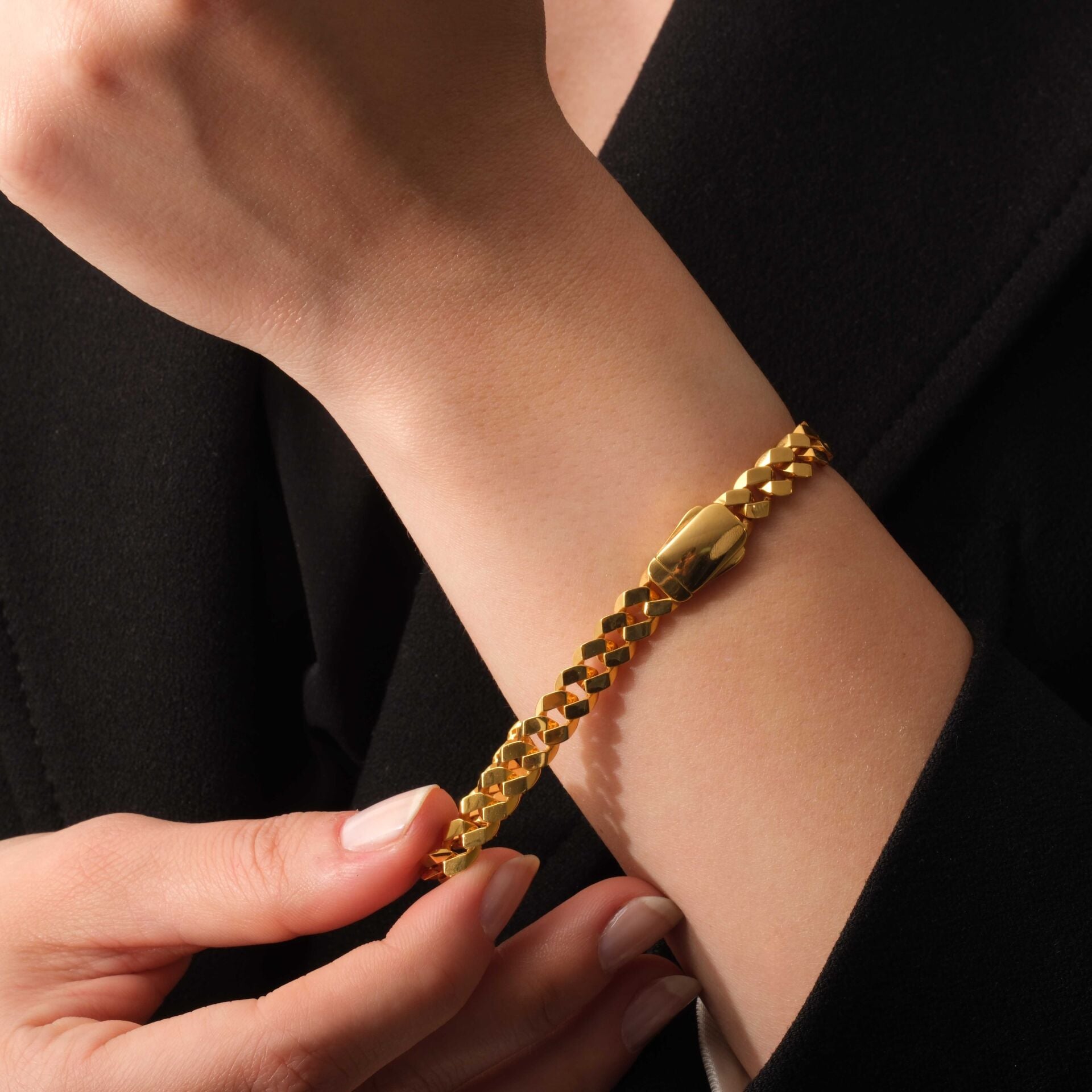 22 AYAR GURMET BİLEKLİK