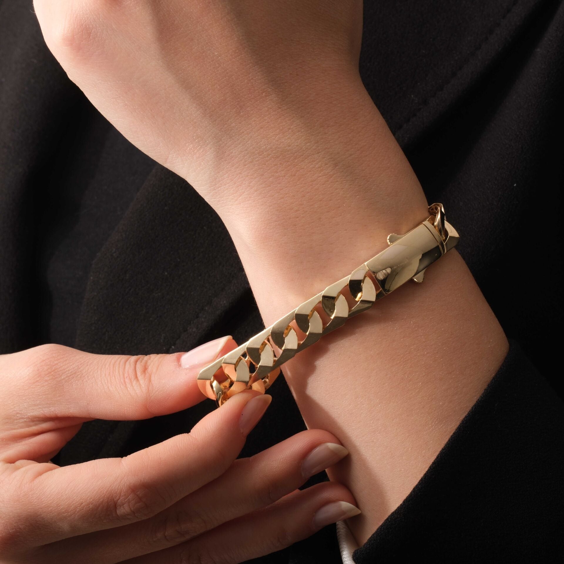 14 AYAR GURMET BİLEKLİK