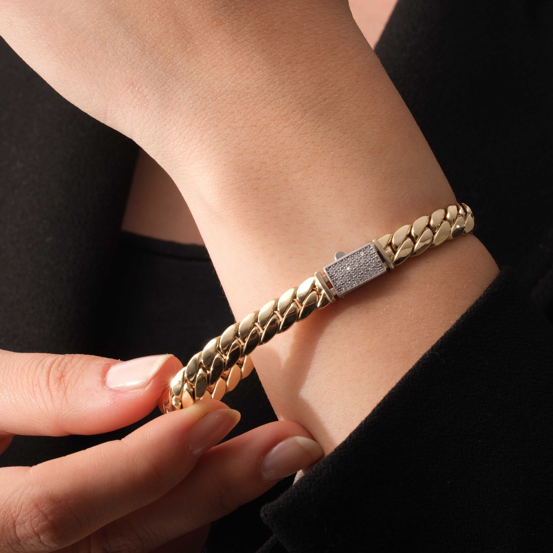 14 AYAR GURMET BİLEKLİK