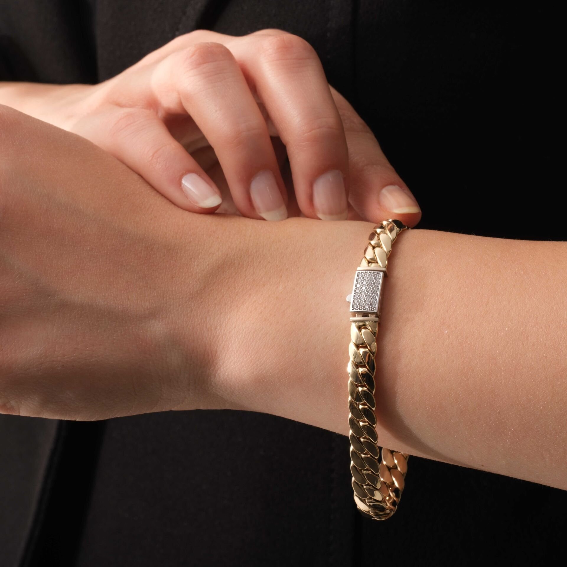 14 AYAR GURMET BİLEKLİK