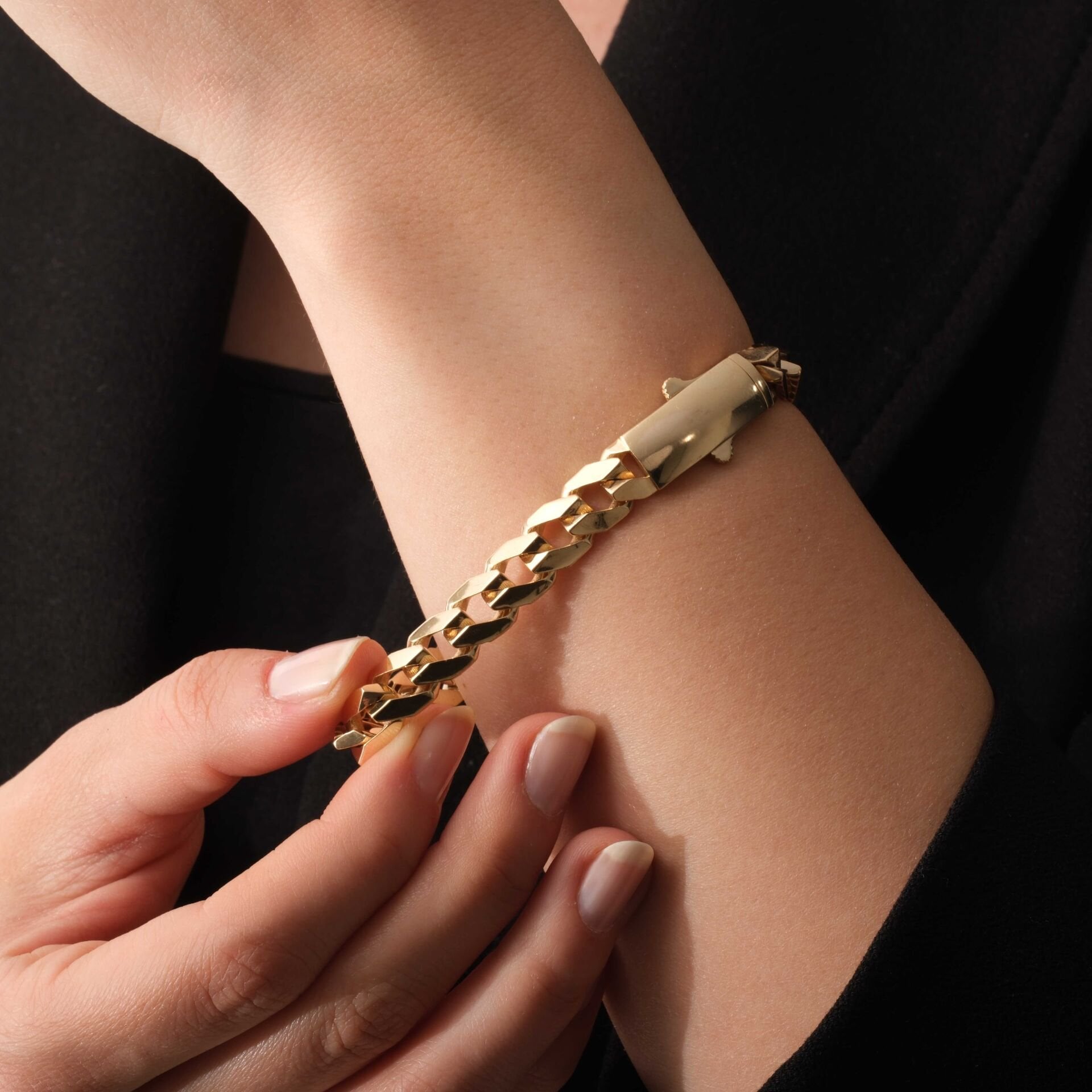 14 AYAR GURMET BİLEKLİK