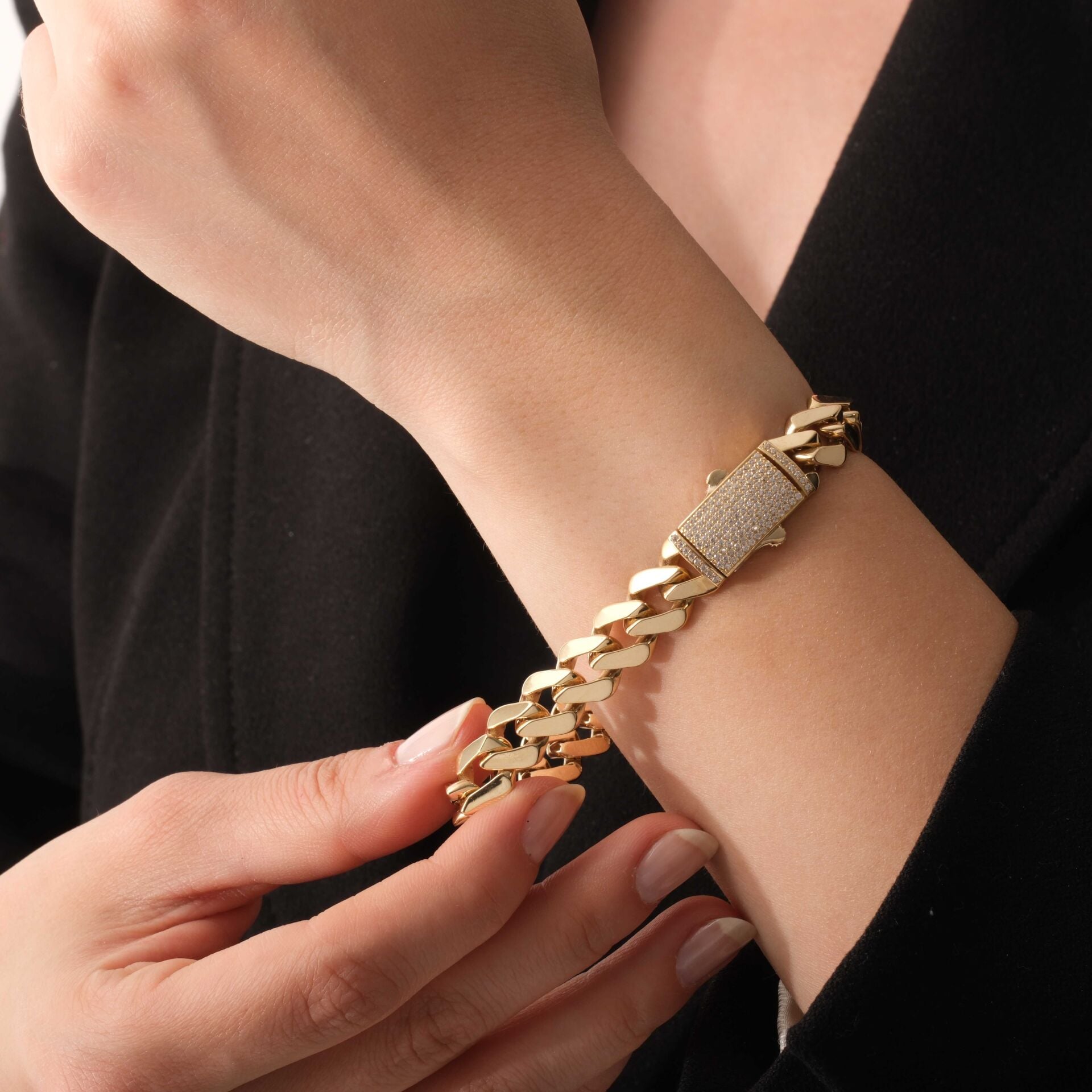 14 AYAR GURMET BİLEKLİK