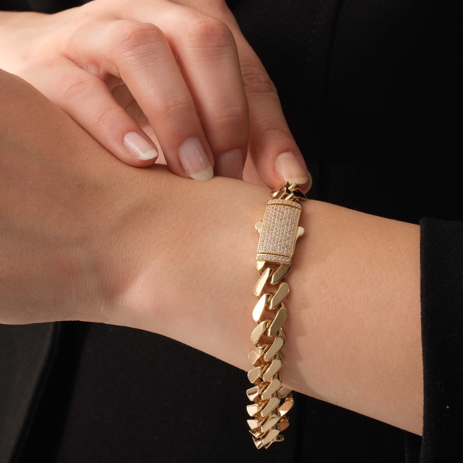 14 AYAR GURMET BİLEKLİK