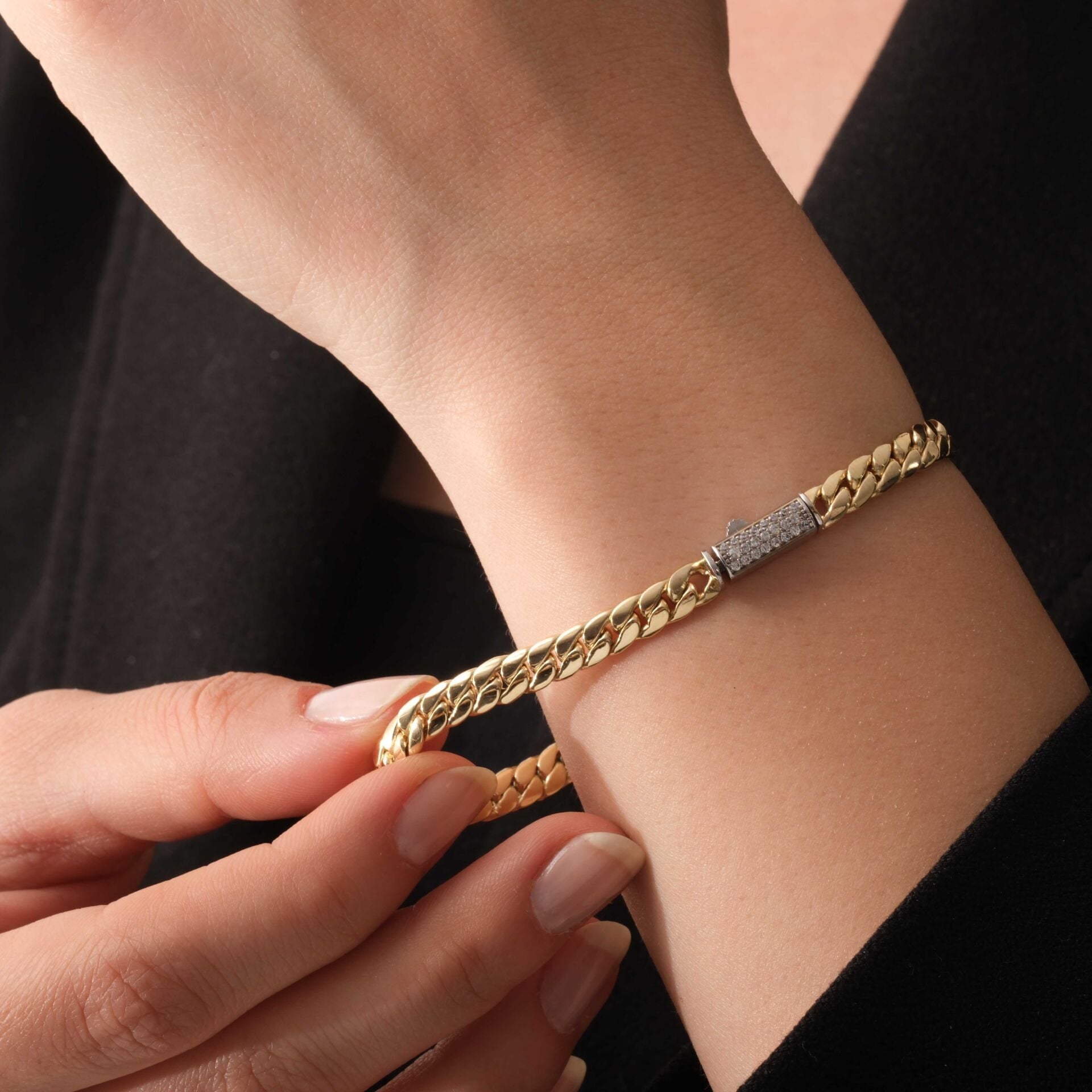 14 AYAR GURMET BİLEKLİK