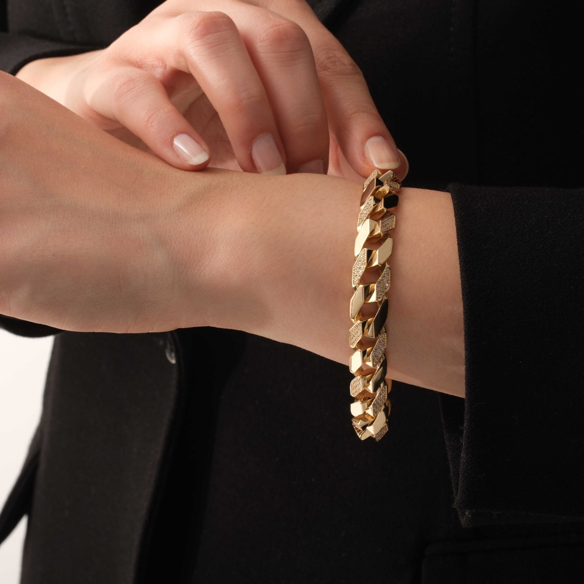 14 AYAR GURMET BİLEKLİK