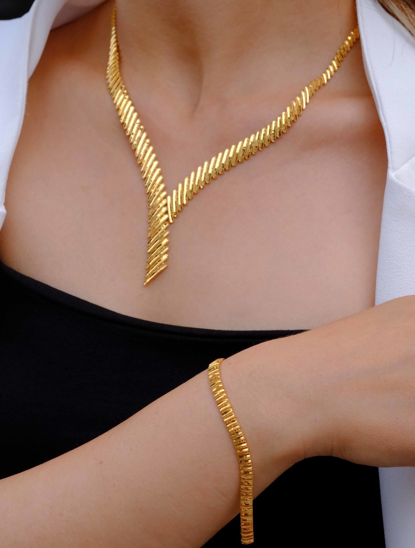 22 AYAR AJDA TASARIM SET