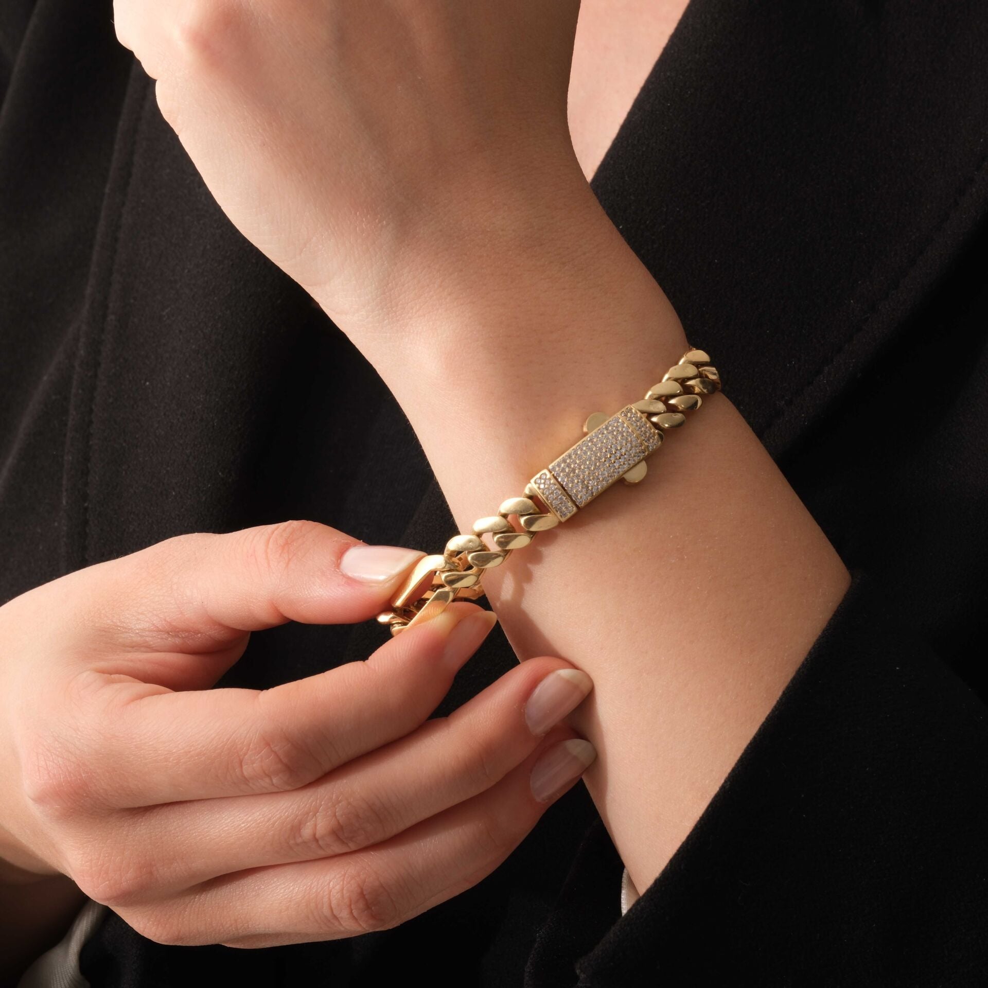 14 AYAR GURMET BİLEKLİK