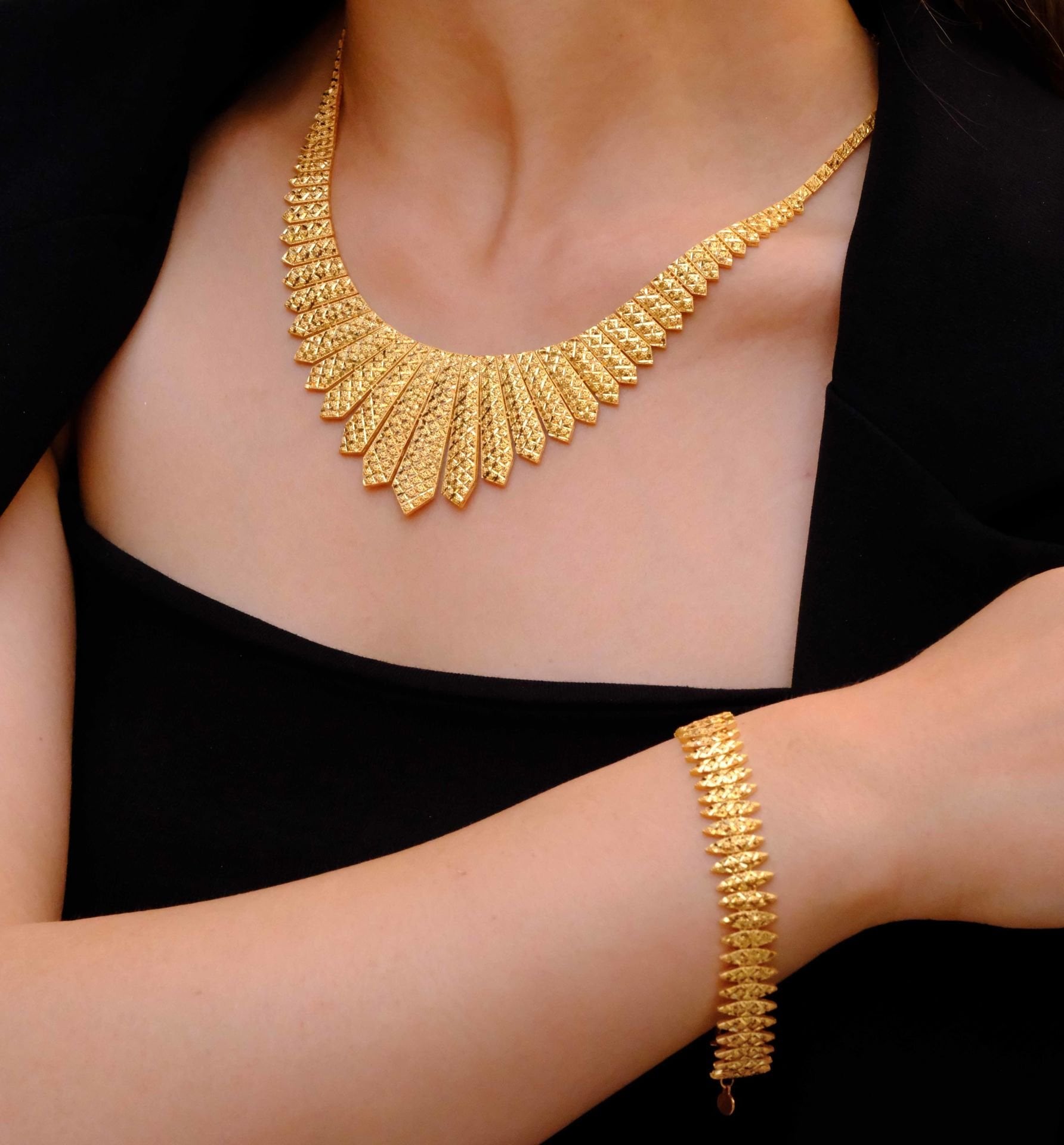 22 AYAR TASARIM SET